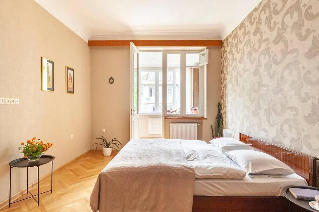 Cozy Apart W/Ac & Free Parking In The Town Center Tiflis